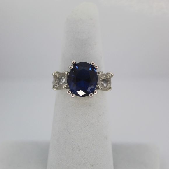 Jewelry - Ring Blue